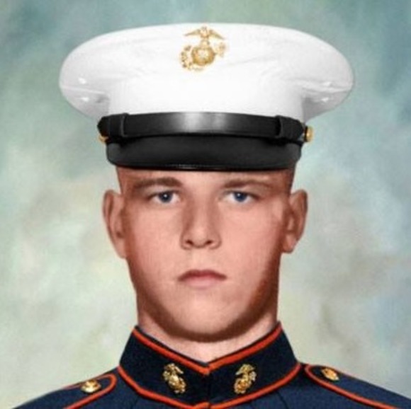 Meet your Posher, Dawn - Picture 1 of 1